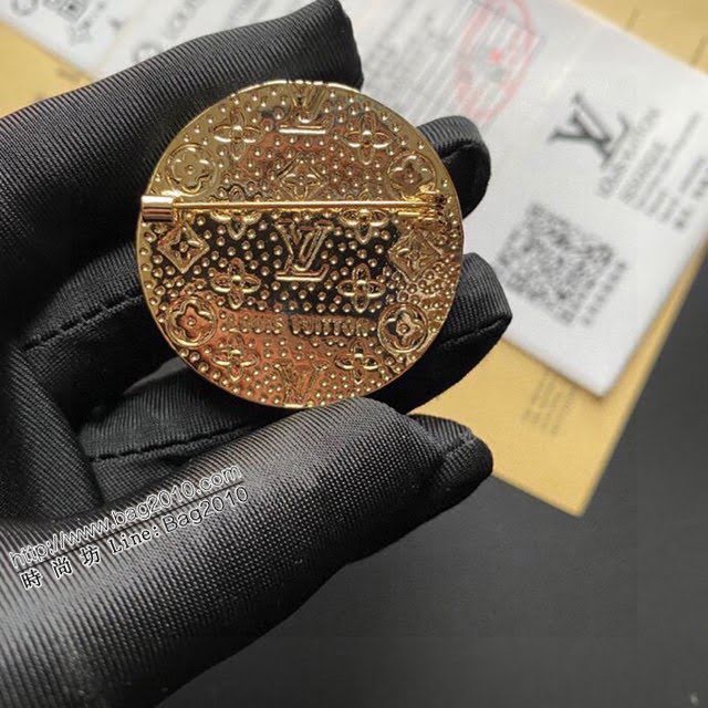 Louis Vuitton新款飾品 路易威登大氣字母胸針 LV圓形拼接字母胸花胸針  zglv2195